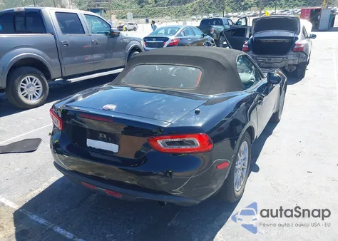 2017 Fiat 124 Spider Classica z USA, uszkodzony, nr VIN JC1NFAEK3H0127323